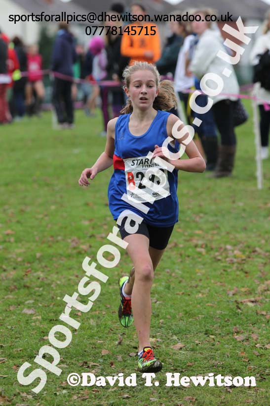 Under-15 girls Northern Cross Country Relays. Photo: David T. Hewitson/Sports for All Pics